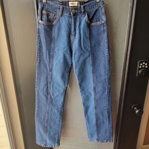 LOVEGEN BLUE JEANS SIZE 7/29 Straight 9.5" Rise Pockets / Zip Closure